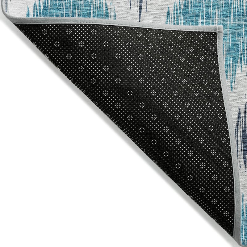 Machine Washable Indoor/ Outdoor Chantille Contemporary Geo Rug