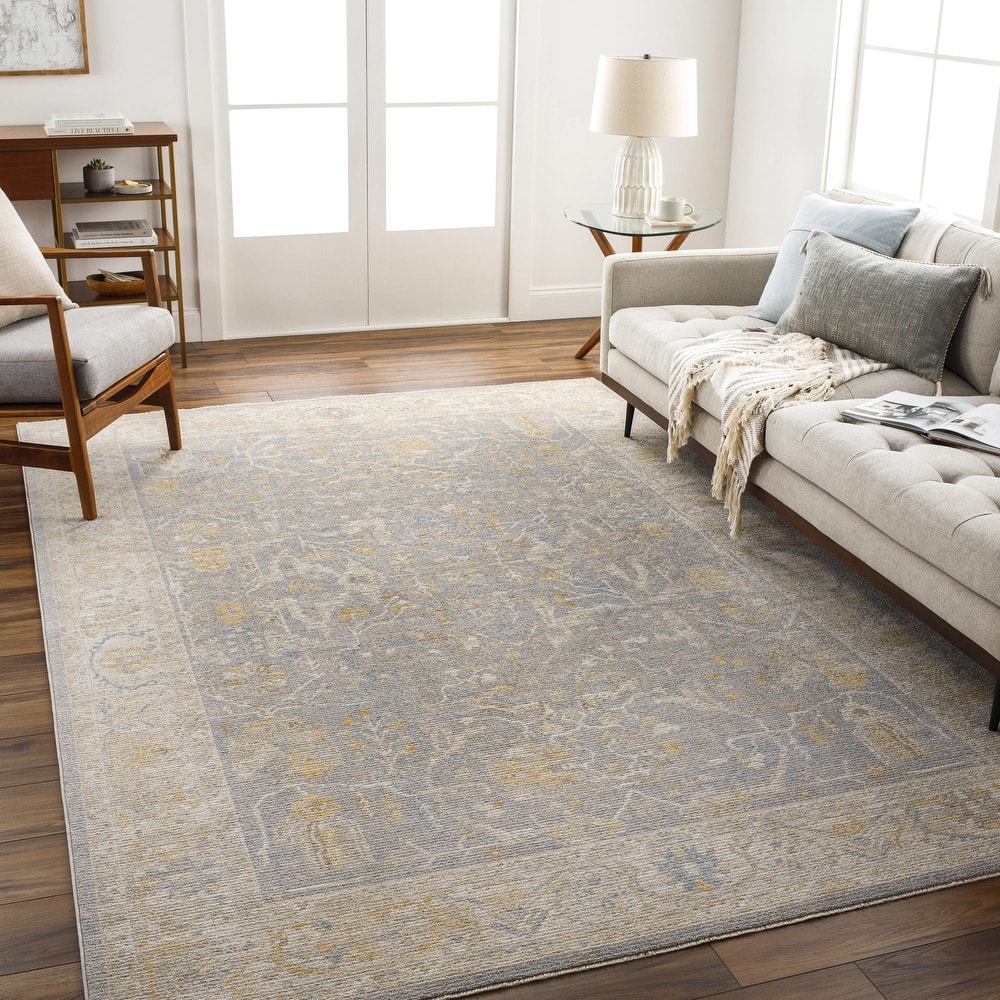 Leah Traditional Floral & Botanical Area Rug