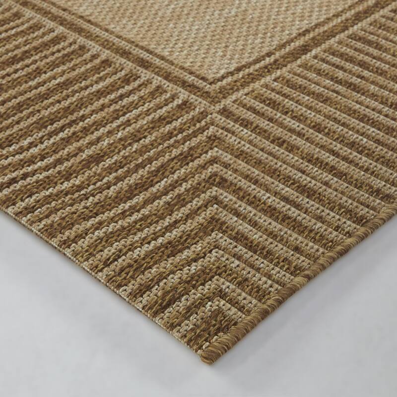 Frans Solid Border Area Rug