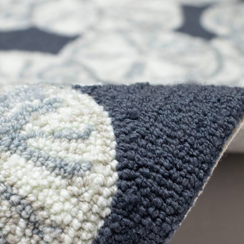 Liora Manne Capri Sea Biscuit Indoor/Outdoor Area Rug