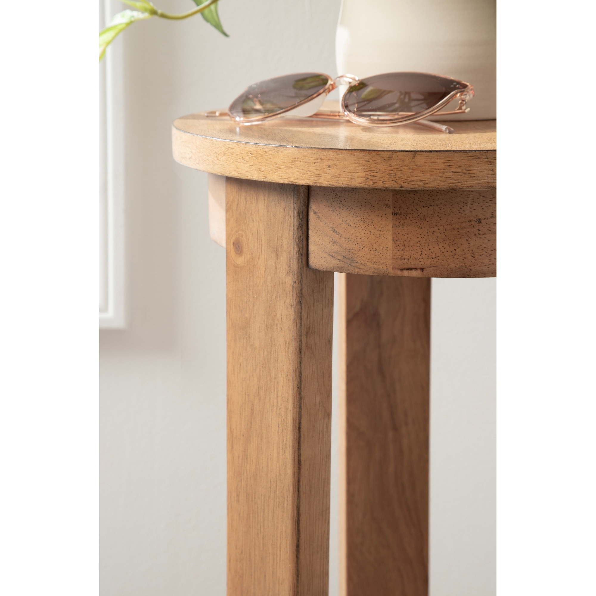 Kate and Laurel Foxford Round Drink Table 12x12x30