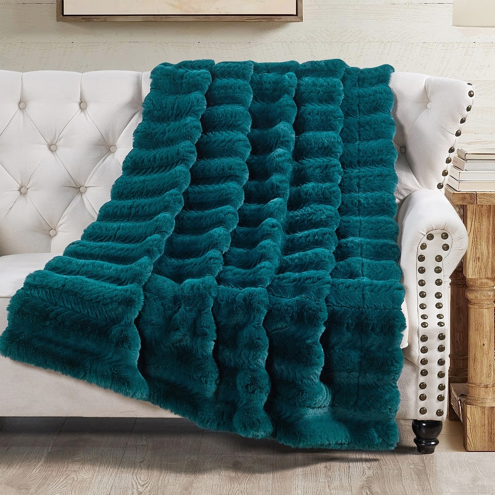 Home Soft Things Tread PatternRabbit FauxFur Throw Thick Cozy Blanket