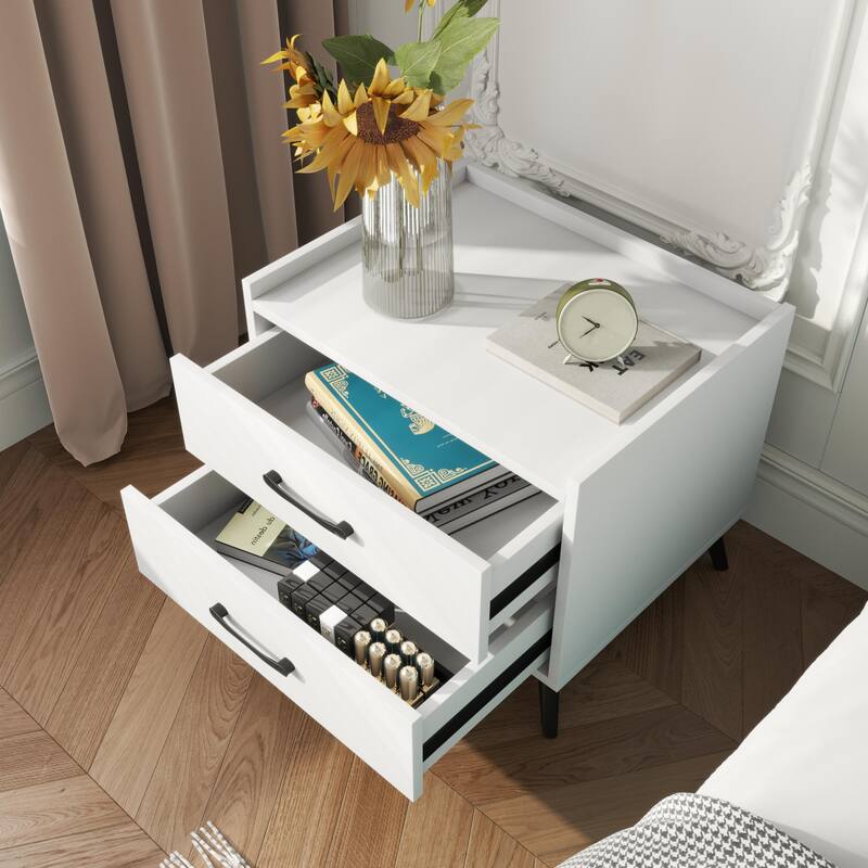 Edge Protection Design 2-Drawer Nightstand