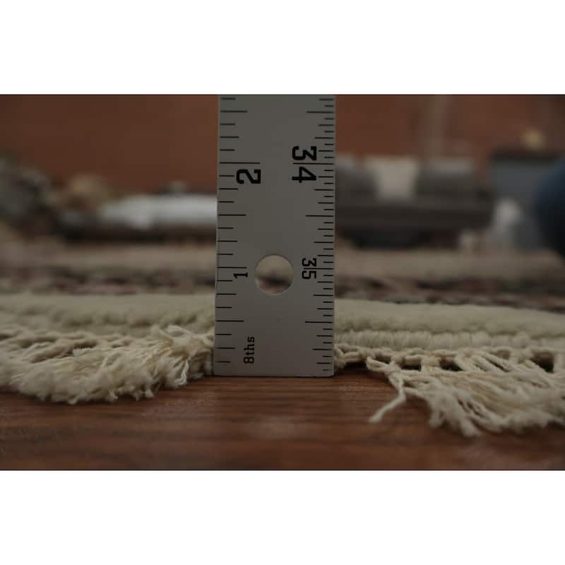 Hand Knotted Oriental 100% Wool Carpet Traditional Geometric Beige & Ivories Tabriz-Mahi Area Rug - 4' 10'' X 4' 10''