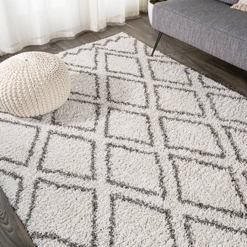 JONATHAN Y Algaida Diamond Trellis Shag Area Rug