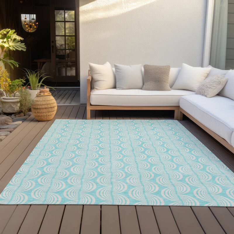 Machine Washable Indoor/ Outdoor Wavy Modern Chantille Rug