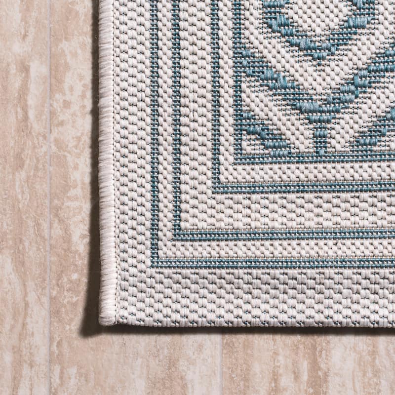 JONATHAN Y Aveiro Diamond Trellis Indoor/Outdoor Area Rug
