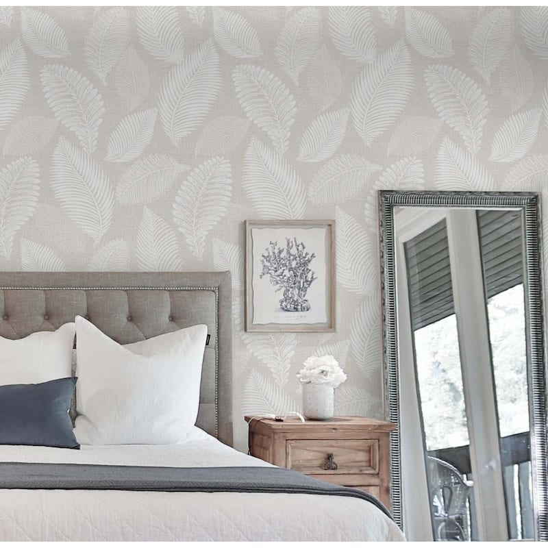 Seabrook Designs Tossed Leaves Nonwoven Unpasted Wallpaper