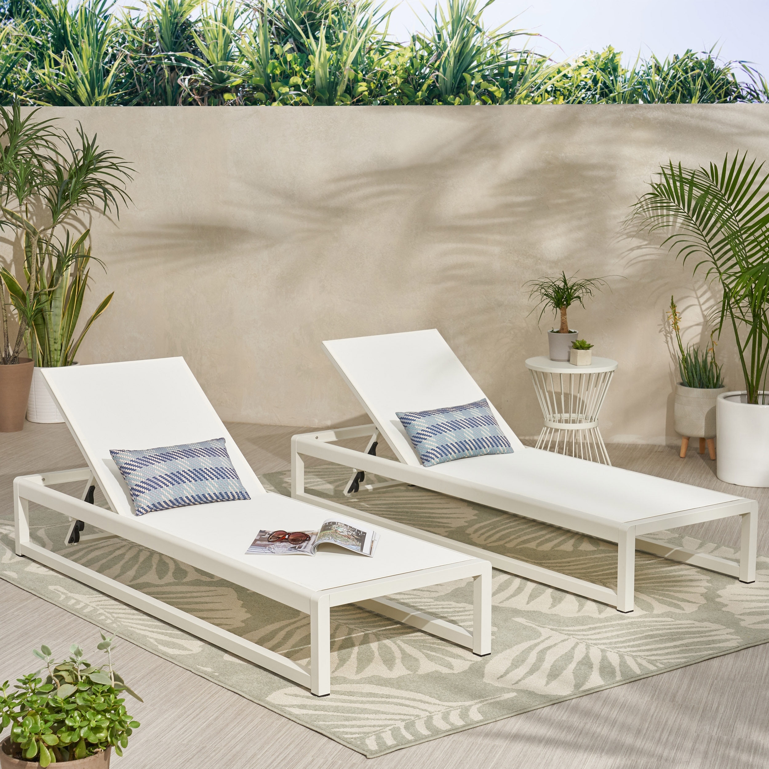 Mesh chaise lounge chair clearance