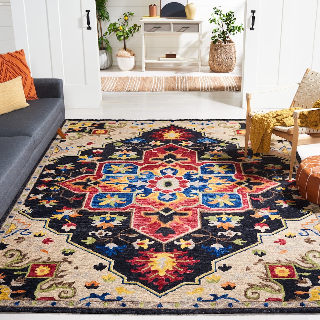 SAFAVIEH Handmade Aspen Rosmarie Boho Tribal Wool Rug