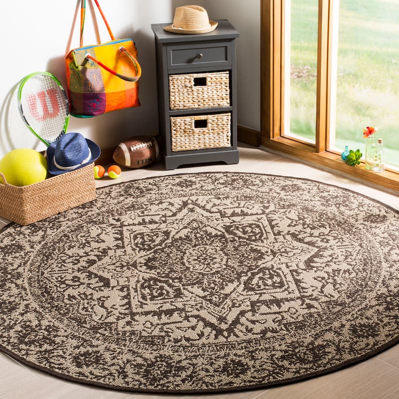 SAFAVIEH Linden Rick Indoor/ Outdoor Patio Backyard Rug