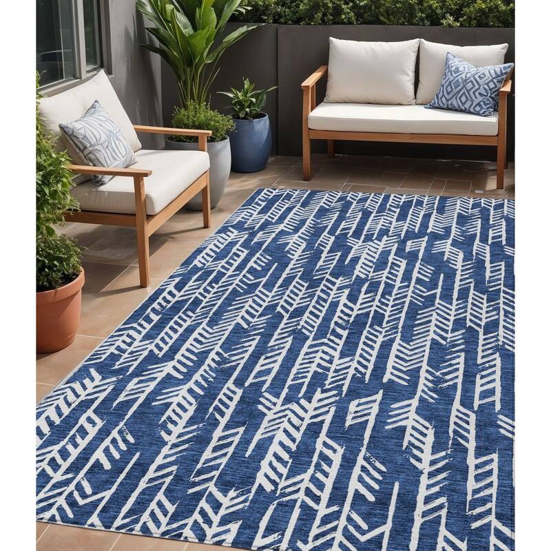 HomeRoots Tribal Transitional Rectangle Outdoor Rug - 5' X 8'