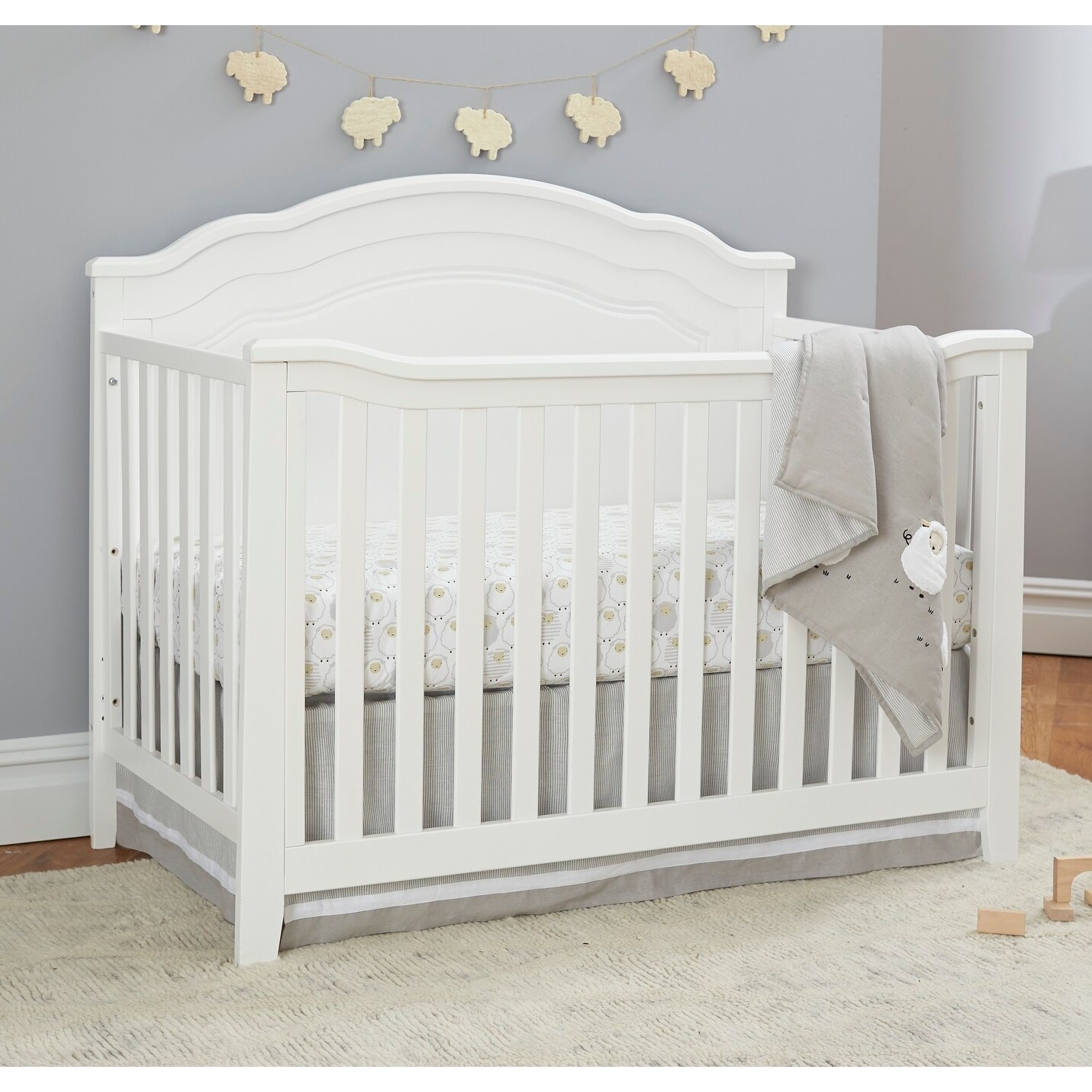 Sorelle berkley round top 4 in 1 crib sales
