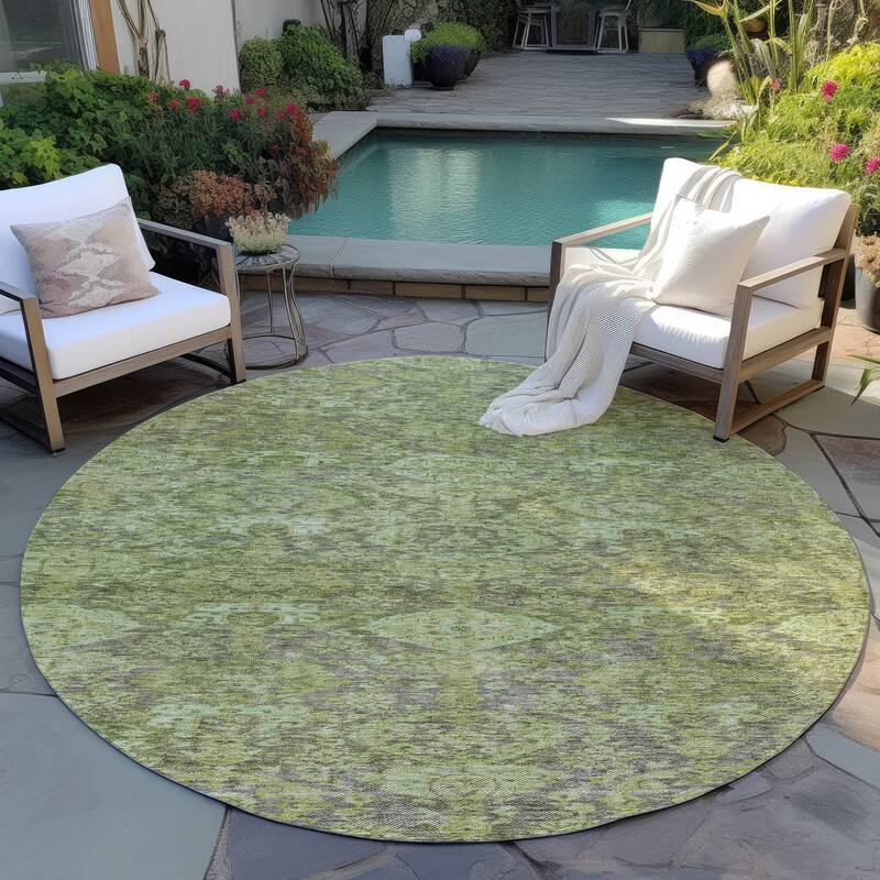 Machine Washable Indoor/ Outdoor Traditional Damask Chantille Rug