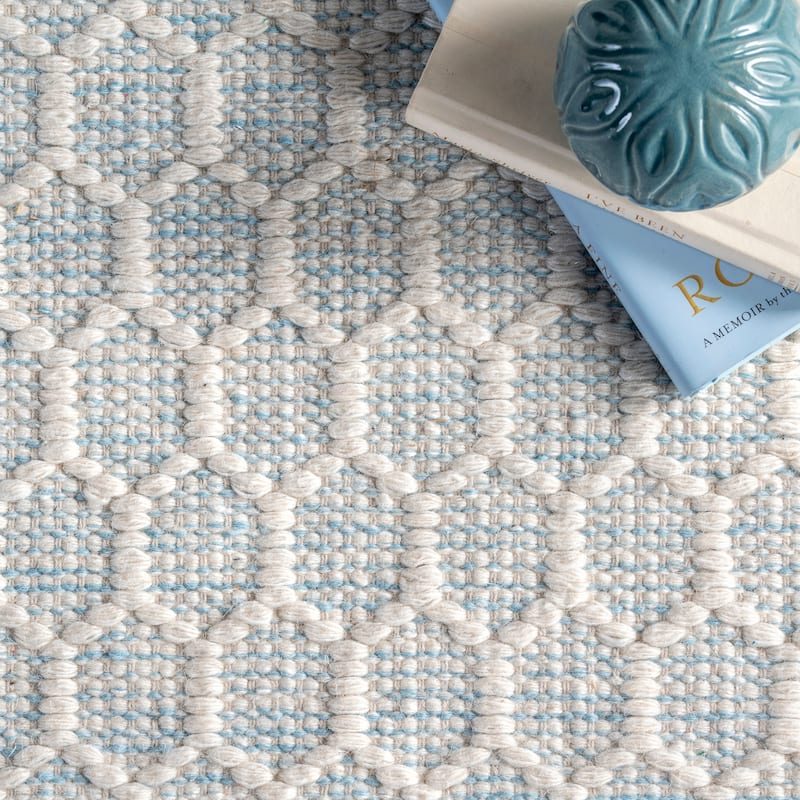 Nuloom Wylie Honeycomb Wool Fringe Rug