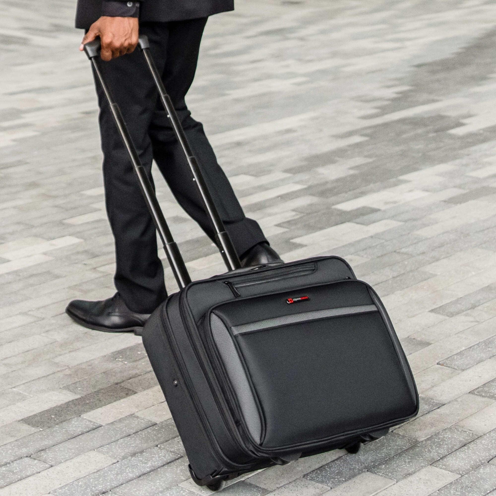 laptop carry on bag