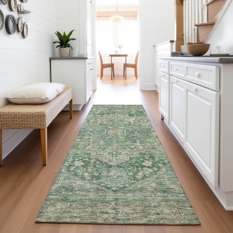 Premium Washable Super Soft Vintage Traditional Mayfield Rug - Emerald - 2'3" x 7'6"