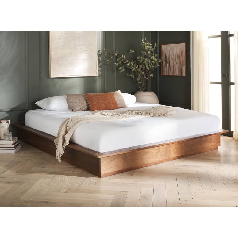 SAFAVIEH Couture Celsia Wood Bed Frame