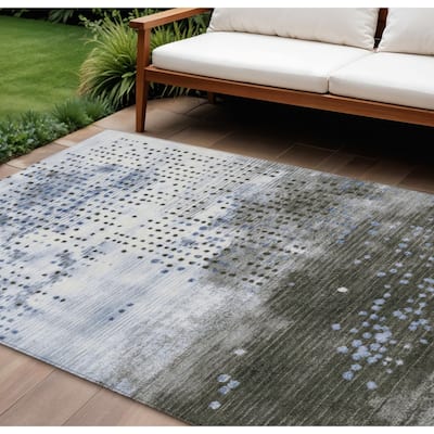 HomeRoots Geometric Transitional Rectangle Outdoor Rug