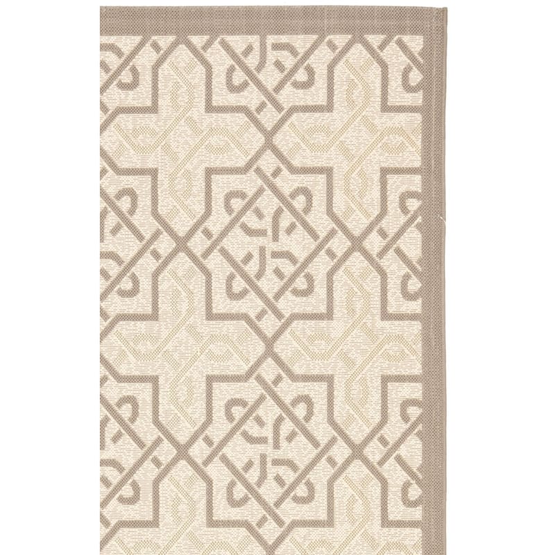 SAFAVIEH Courtyard Liisbet Indoor/ Outdoor Waterproof Patio Backyard Rug