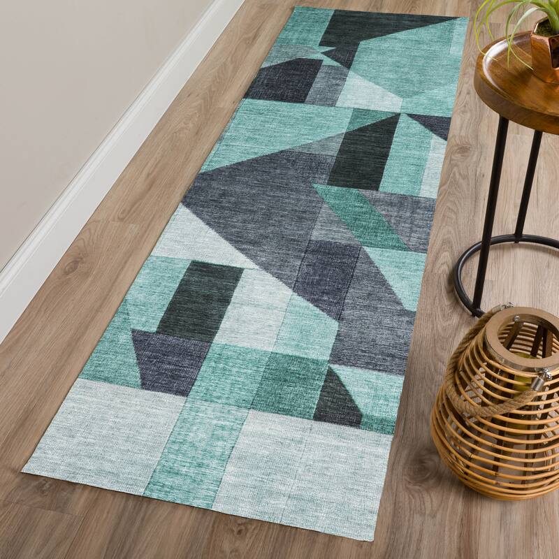 Machine Washable Indoor/ Outdoor Modern Geo Chantille Rug