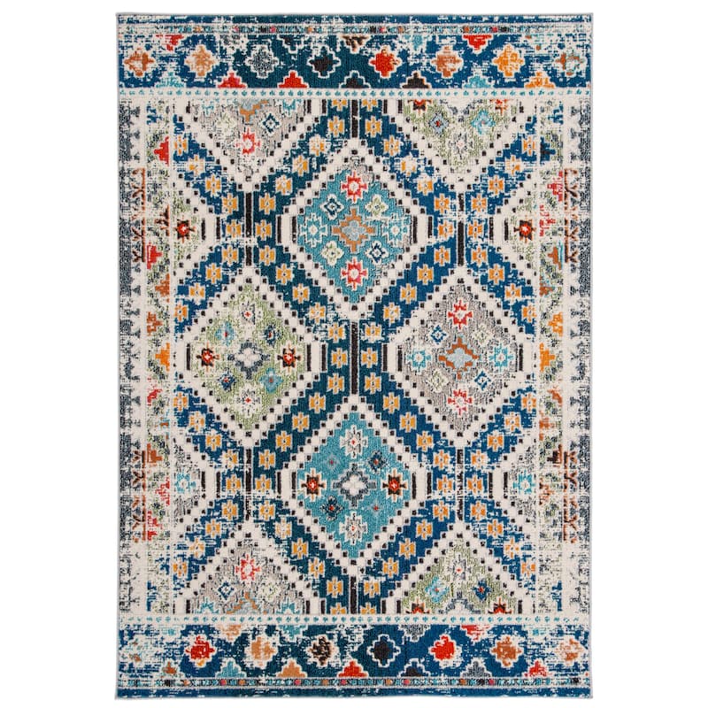 SAFAVIEH, Madison Hortensia Boho Diamond Distressed Rug