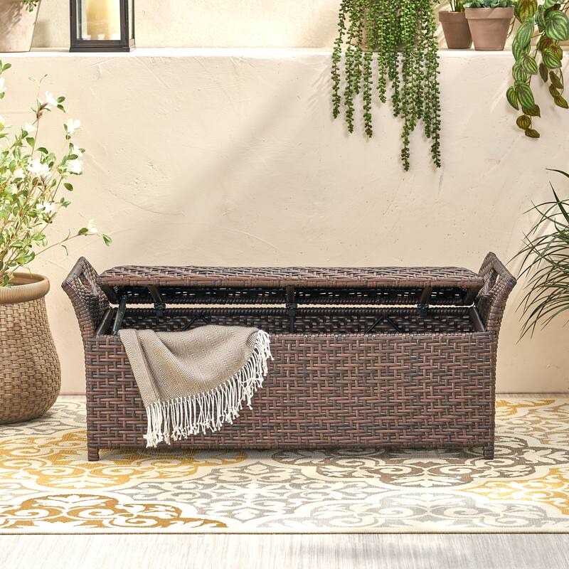 Wing Pe Storage Bench