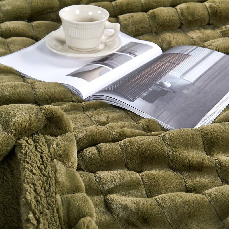 Oversized SuperMink Blanket with Sherpa Backing, 118" x 95"