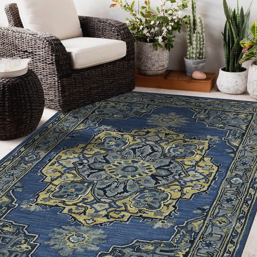 Leif Boho Chic Medallion Hand-Tufted Wool Area Rug