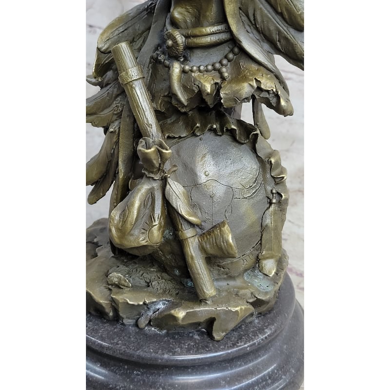 Sign Original Imitative Fisher Indian Warrior With Totem Pole Bird Bronze Statue Sculpture