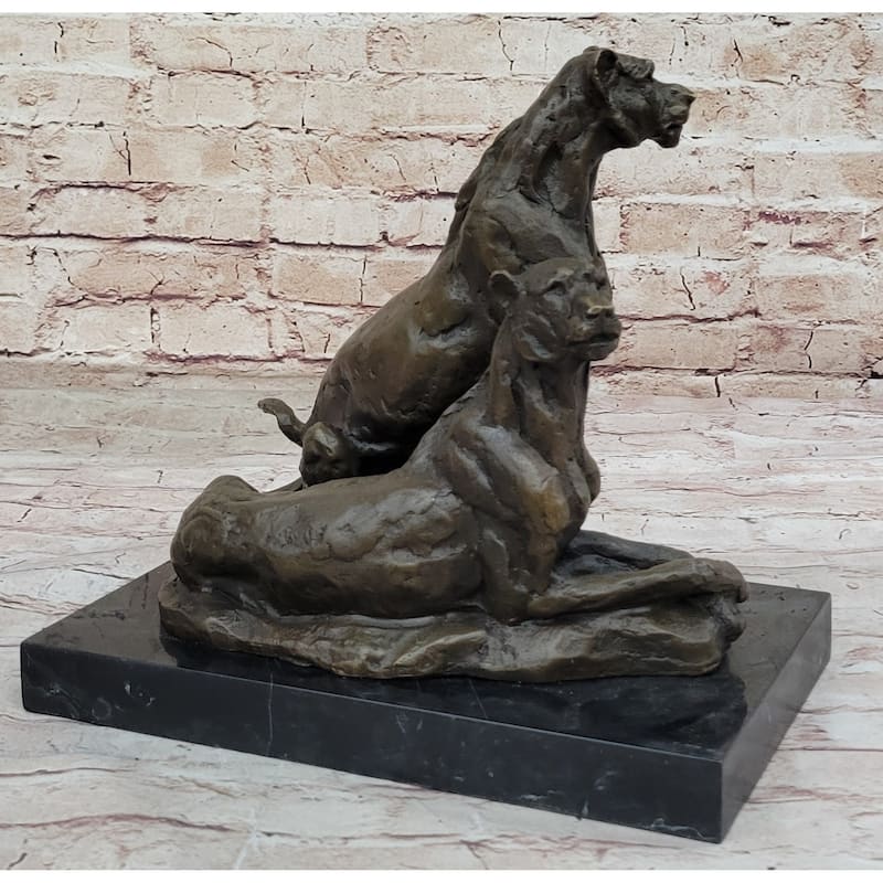 Impressionist Bronze Art Sculpture Of A Pair Of Female Lions Lionesses On Marble Base