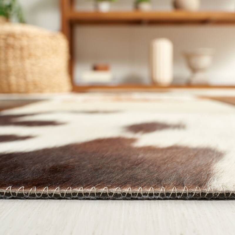 SAFAVIEH Handmade Studio Leather Jamila Modern Patchwork Rug