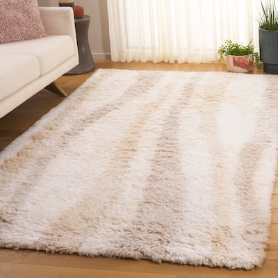 SAFAVIEH Hand-Woven Casablanca Izampo Shag Wool Rug