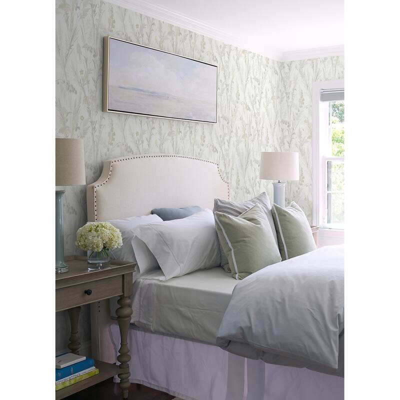 Botanical Gloucester Hillaire Wheat Meadow 33 ft L X 20.5 in W Wallpaper.