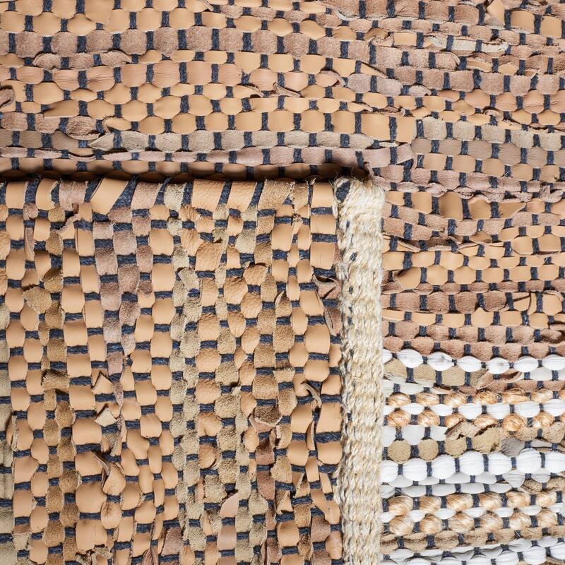SAFAVIEH Handmade Vintage Leather Meghan Modern & Contemporary Leather