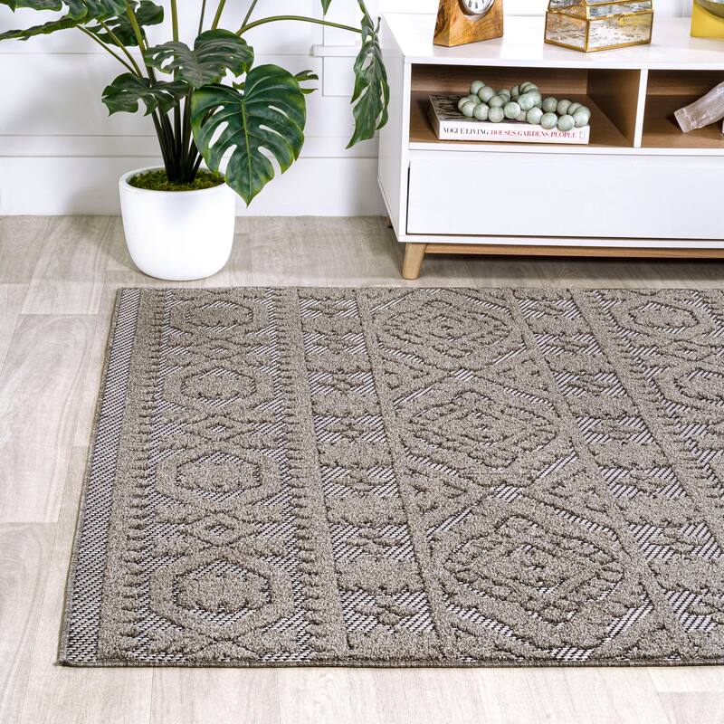 JONATHAN Y Jordan High-Low Pile Mediterranean Tile Indoor/Outdoor Area Rug