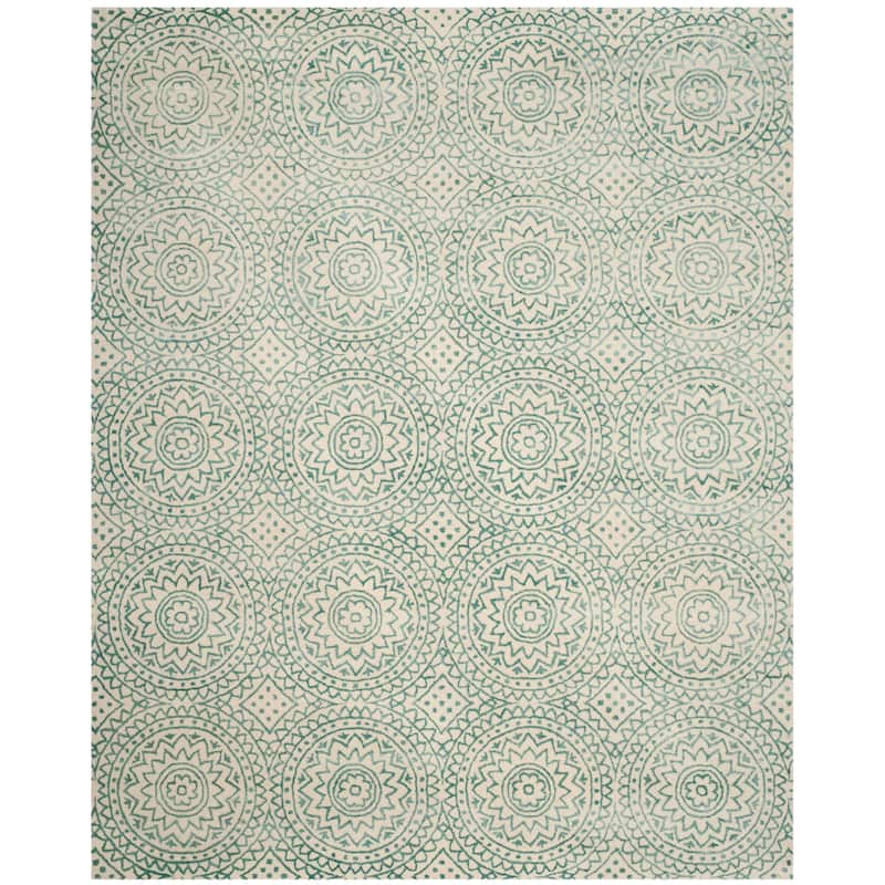 SAFAVIEH Handmade Bella Heita Modern Floral Wool Rug