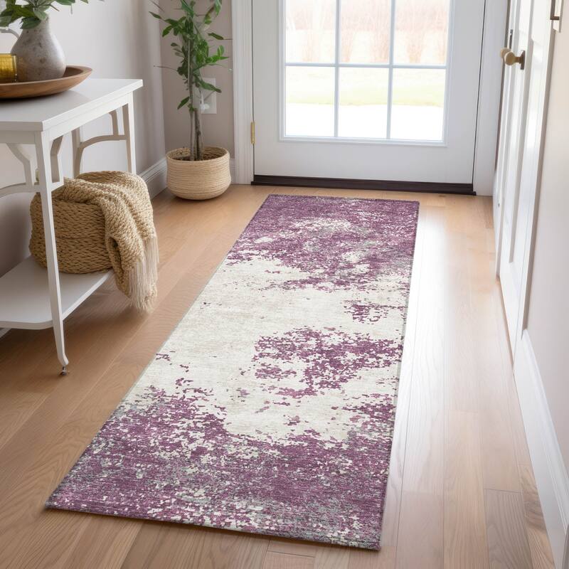 Machine Washable Indoor/ Outdoor Abstract Pixels Chantille Rug - Eggplant - 2'3" x 7'6"