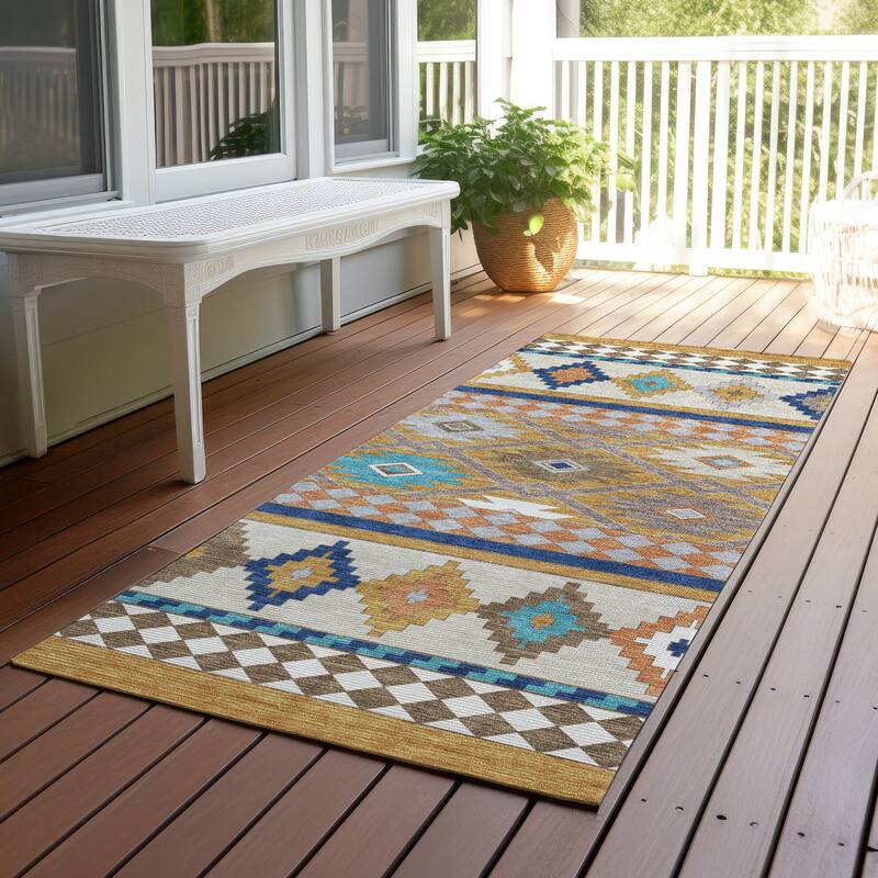 Machine Washable Indoor/ Outdoor Global Clemente Chantille Rug - Gold - 2'3" x 7'6"