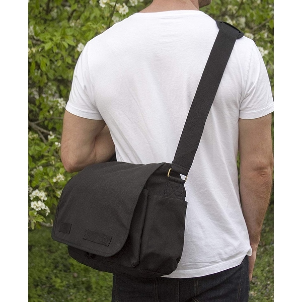 messenger bag size