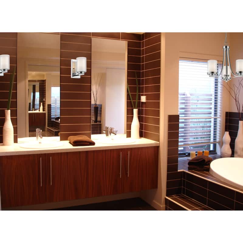 Bellevue ZBF73686 Sylvia 8" Tall Bathroom Sconce