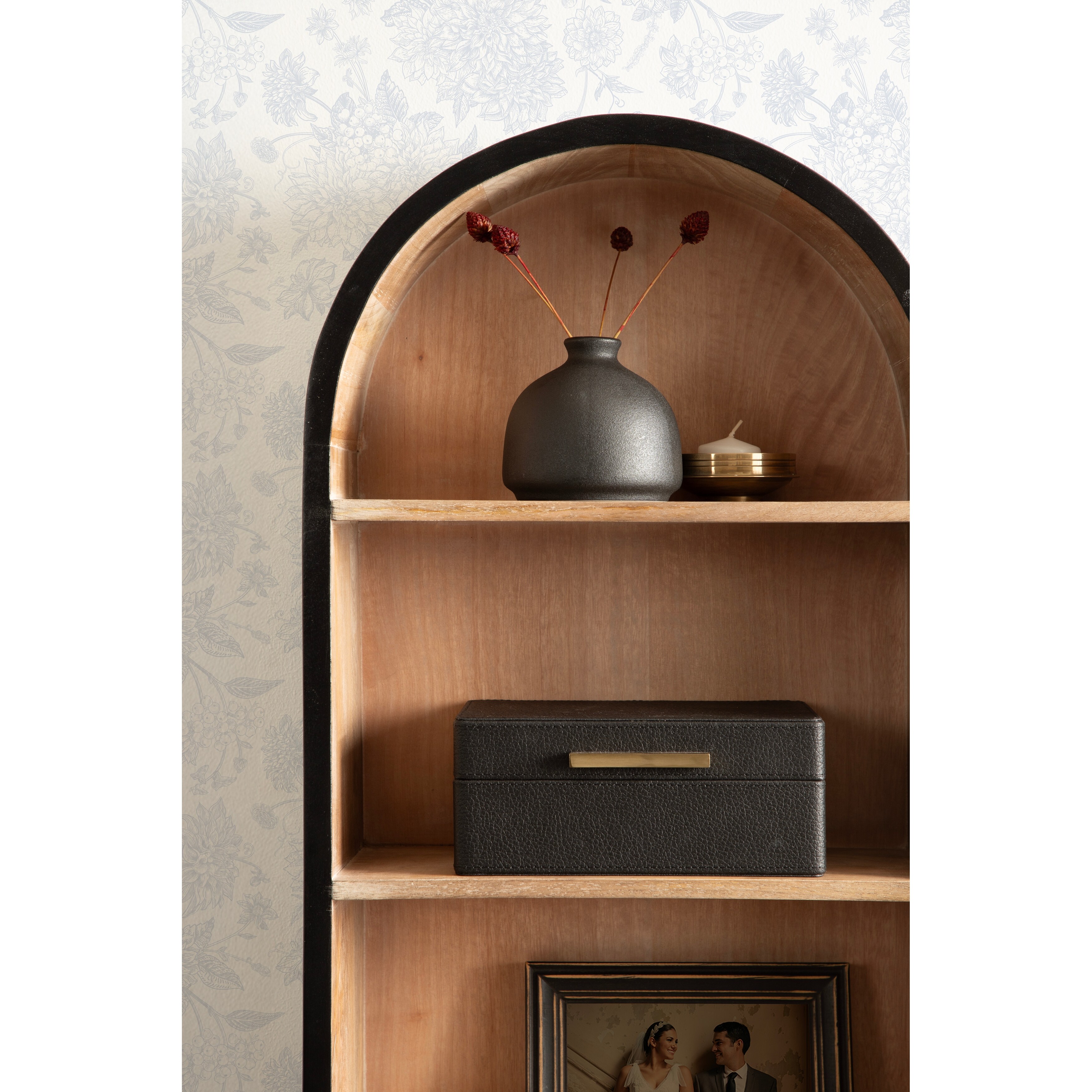 Kate and Laurel Arcott Arch Wall Shelf - Overstock - 41546096