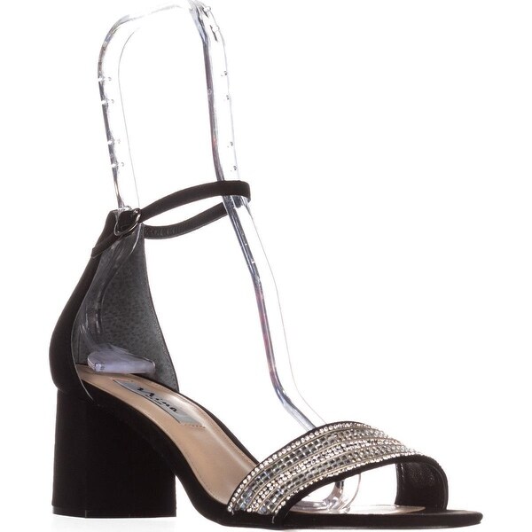 nina elenora pumps