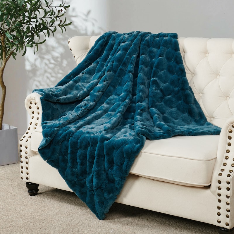 Jacquard rabbitfake fauxfur throw blanket 50"x60"