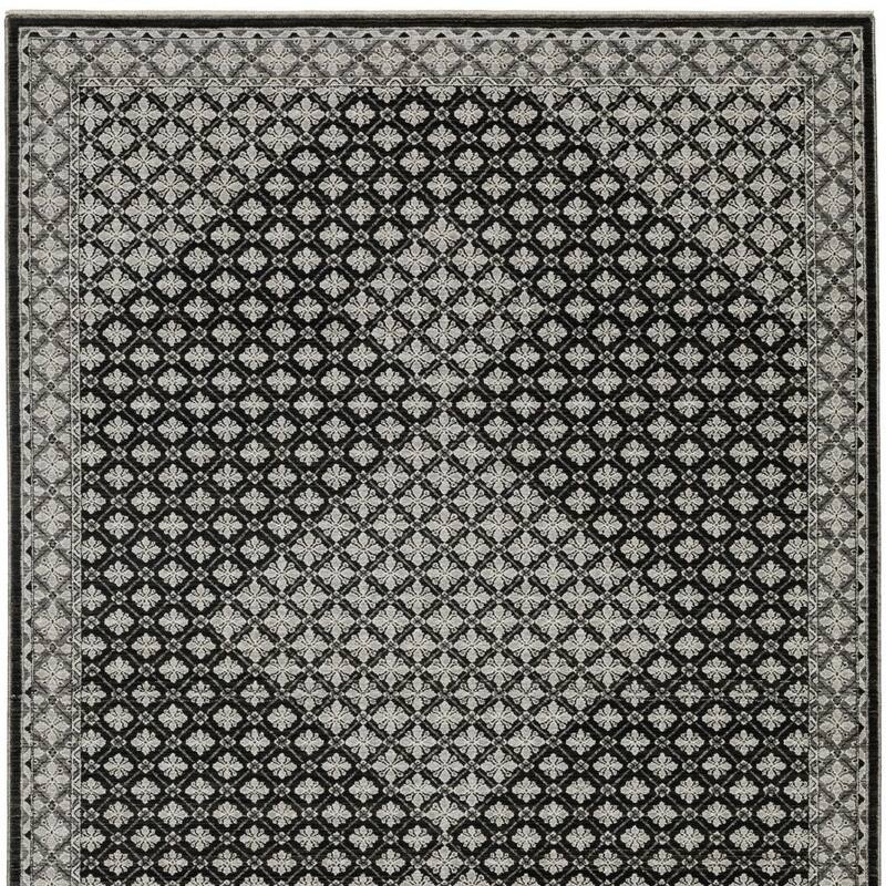HomeRootsDiamond Traditional Runner Area Rug