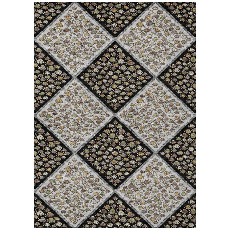 Machine Washable Indoor/ Outdoor Diamond Fish Chantille Rug
