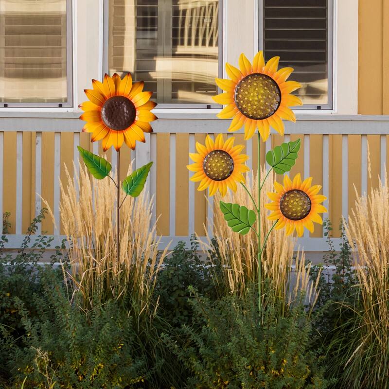 Glitzhome Fall Harvest Metal Sunflower Garden Stake Hanging Decor for Thanksgiving - Set of 2-42"H Sunflower & 48.25"H Sunflower