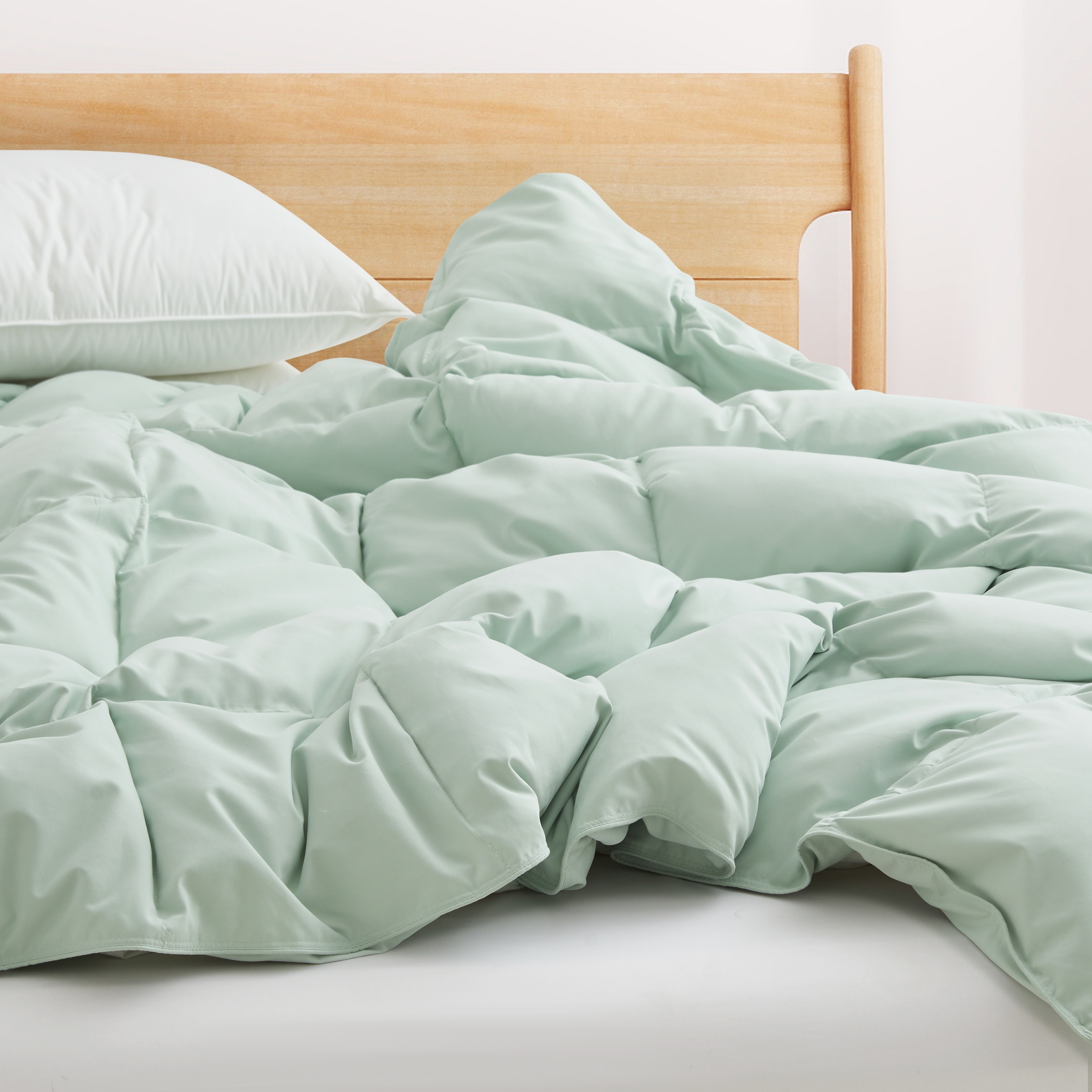 Feather comforter bed hot sale bath and beyond