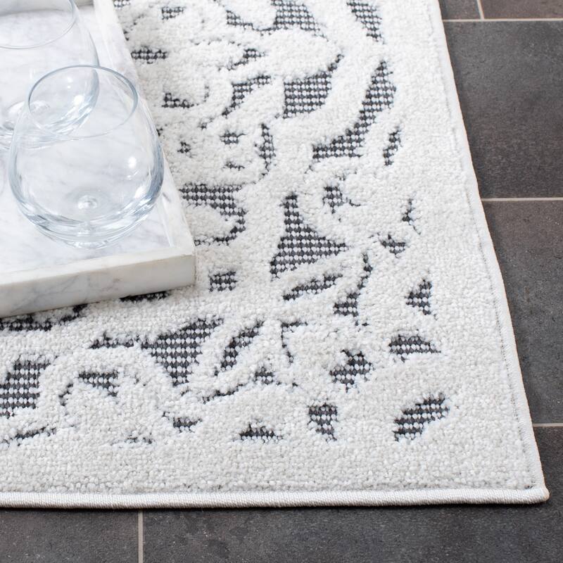 SAFAVIEH Cabana Gela Indoor/ Outdoor Waterproof Patio Rug