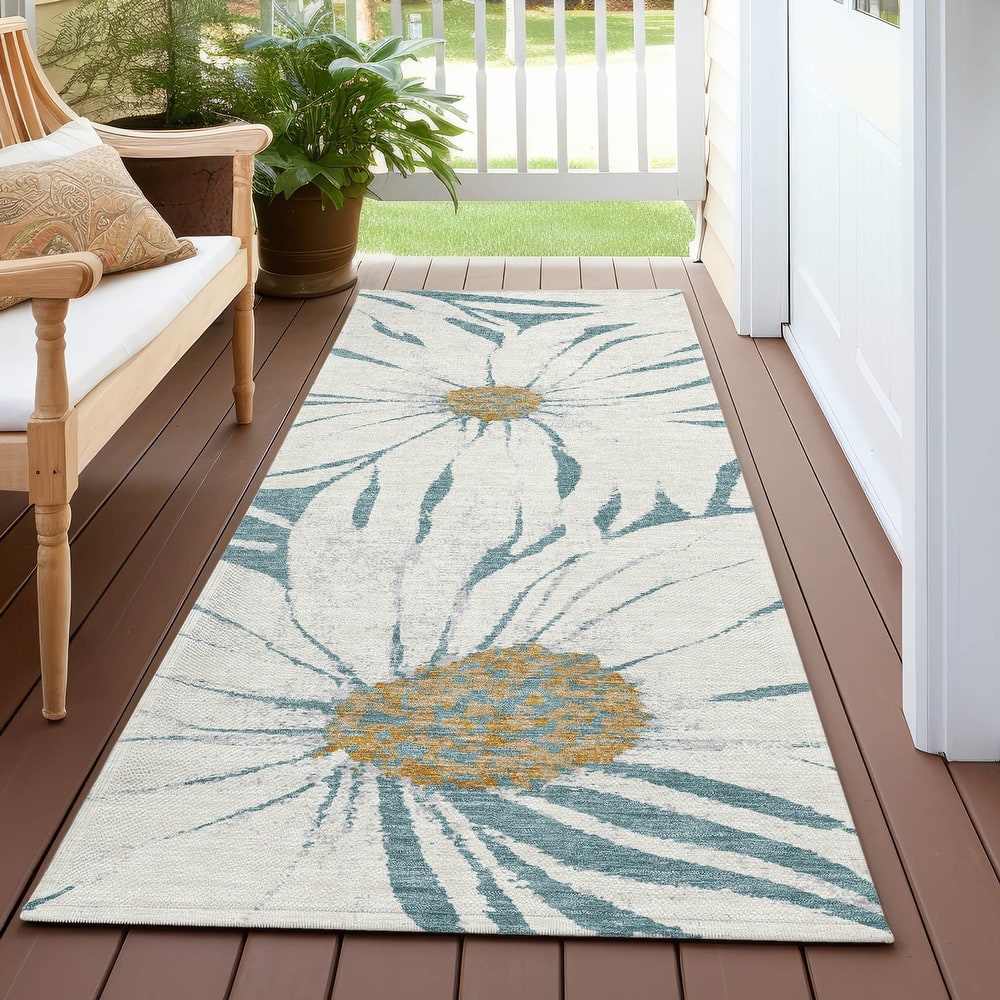 Machine Washable Indoor/ Outdoor Floral Chantille Rug